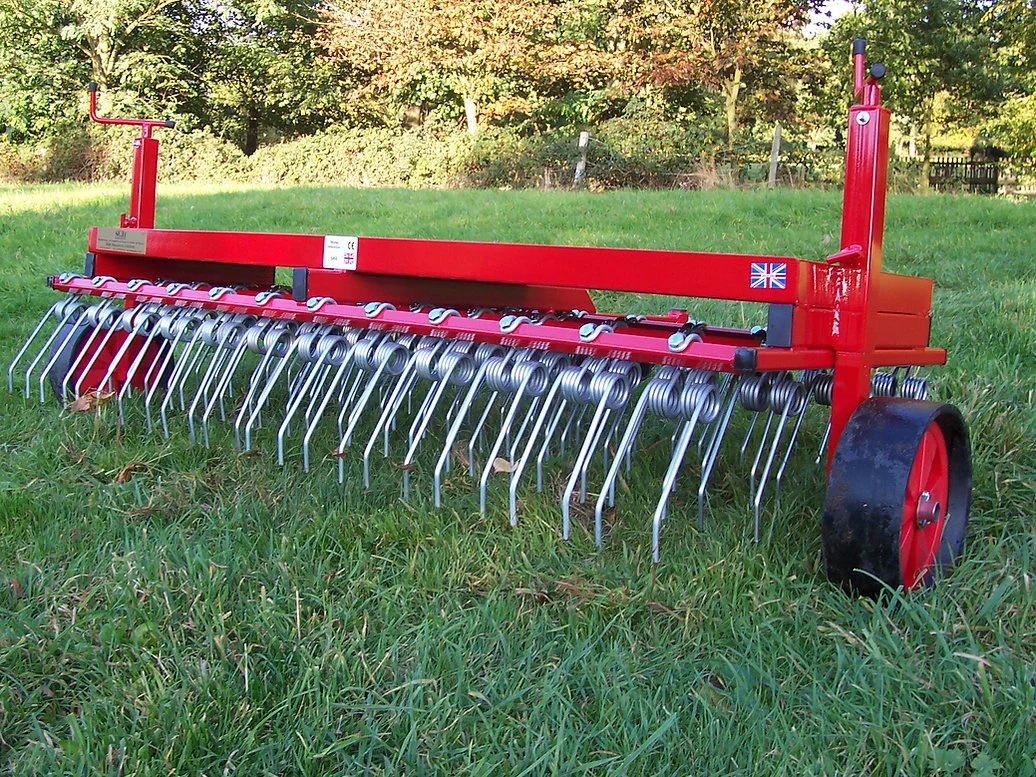 SCH Supplies Heavy Duty Scarifying Rake - SR4 - Image 3