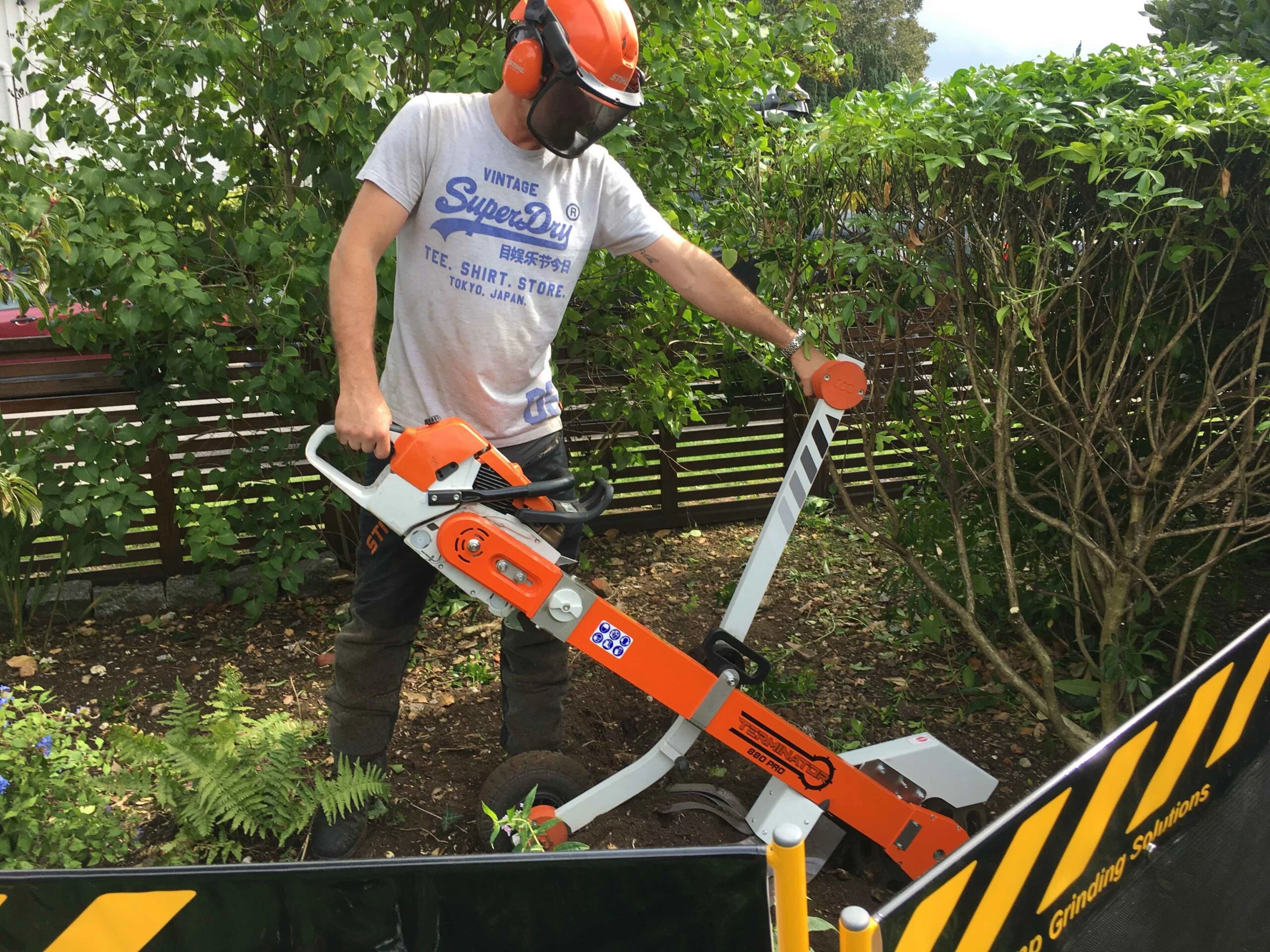 Terminator Pro 800 Stump Grinder - AMIA