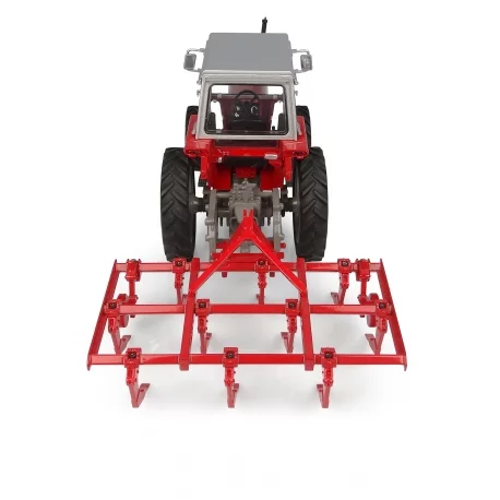 Massey Ferguson 24 Chisel Plough - Universal Hobbies - Image 4