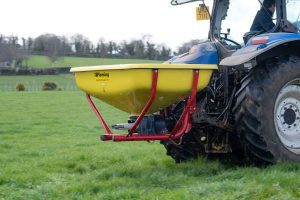 Wagtail Pendulum Fertiliser Spreader Fleming Agri - Image 7