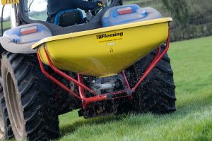 Wagtail Pendulum Fertiliser Spreader Fleming Agri - Image 4