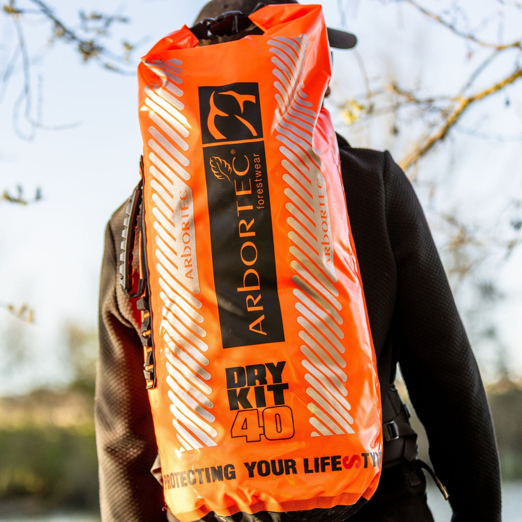 AT102 DryKit Viper - Waterproof Dry Bag Hi Vis Orange 40L - Image 5